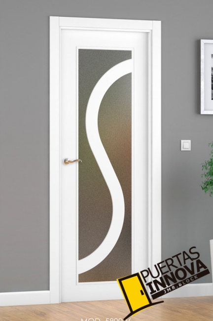 puerta blanca ultra-lacada 5800V