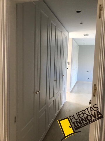 Puertas blancas modelo LAC-102